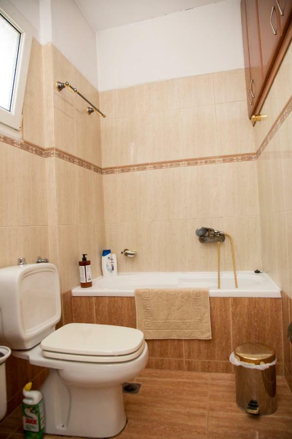 Veta'S Spacious Central Apartment Serres Buitenkant foto